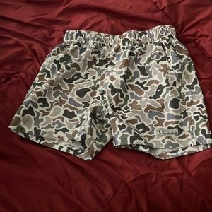 Local boy outfitters shorts size small
